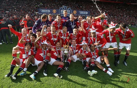 提到库里遭 提到库里遭