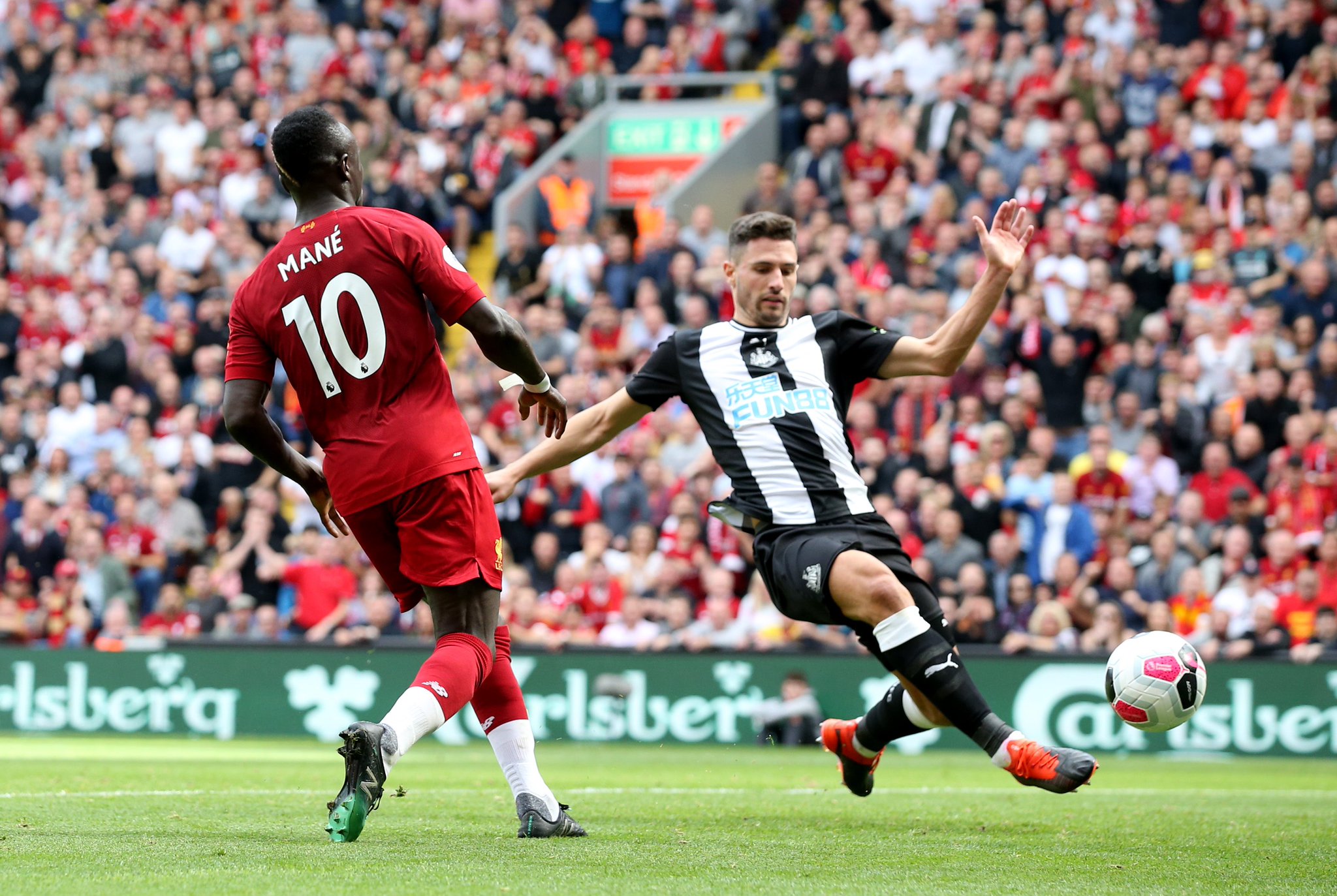 以其一贯的 以其一贯的